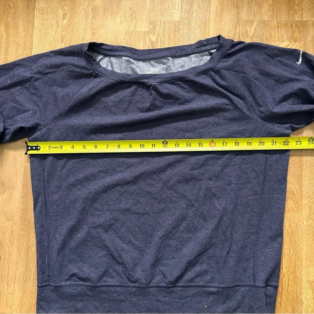 Nike fit purple long sleeve sweatshirt top size L